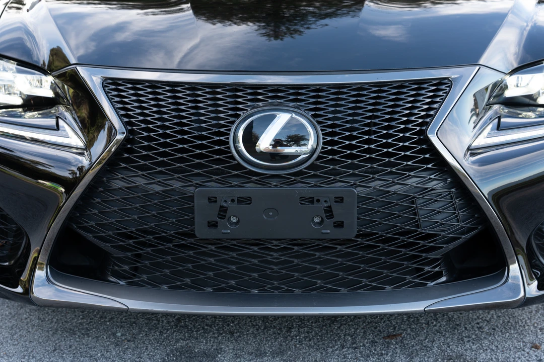 2014 Lexus RC F - Image 26 of 31