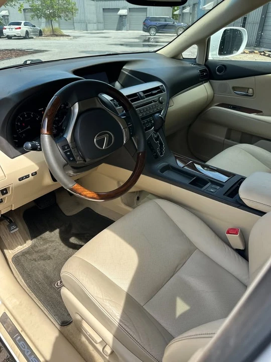 2014 Lexus RX 3rd Gen - Image 11 of 12