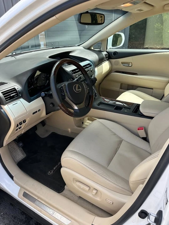 2014 Lexus RX 3rd Gen - Image 6 of 12