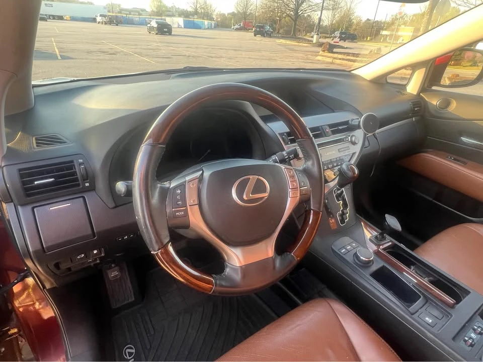 2014 Lexus RX 3rd Gen - Image 9 of 10
