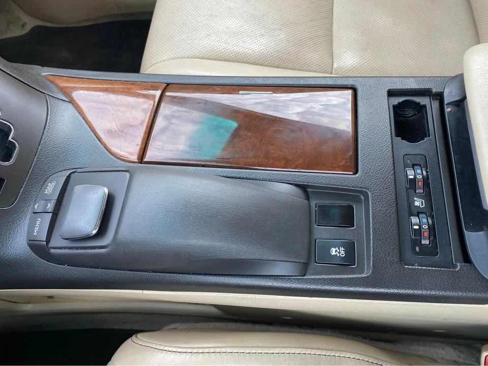 2014 Lexus RX 3rd Gen - Image 13 of 17