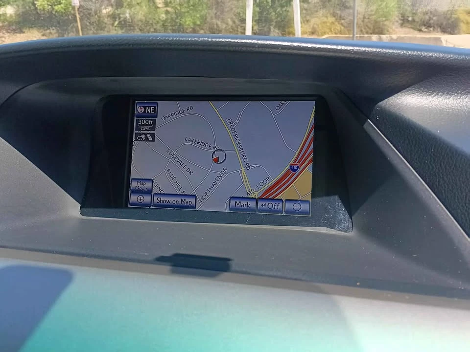 2014 Lexus RX 3rd Gen - Image 13 of 15