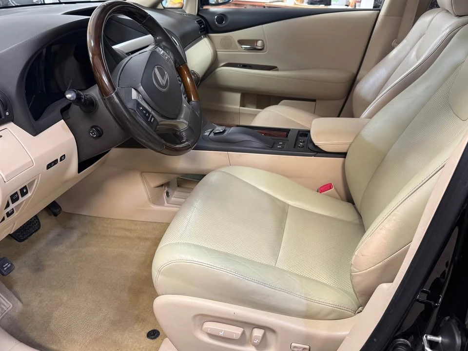 2014 Lexus RX 3rd Gen - Image 9 of 15