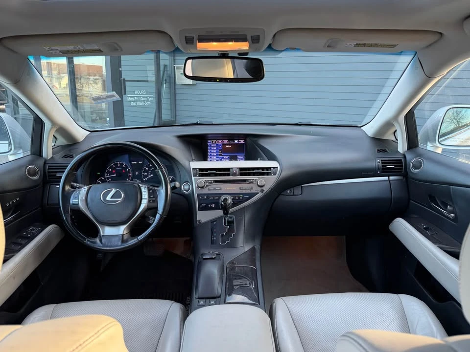 2014 Lexus RX 3rd Gen - Image 17 of 18