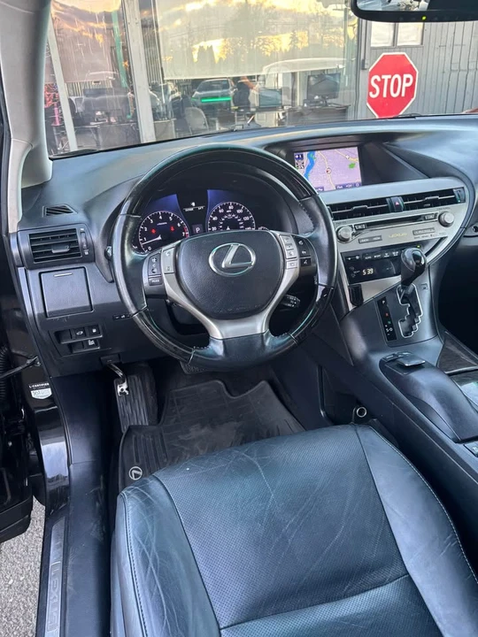 2014 Lexus RX 3rd Gen - Image 16 of 17