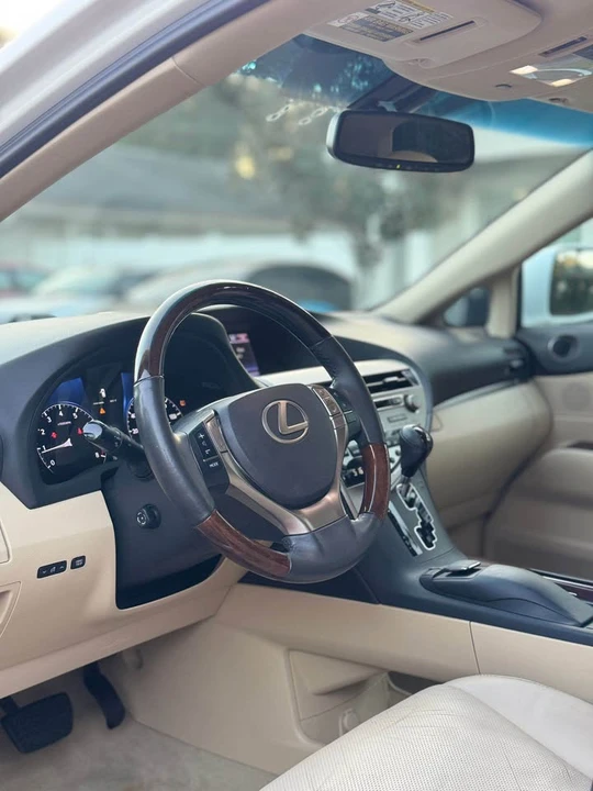 2014 Lexus RX 3rd Gen - Image 11 of 12