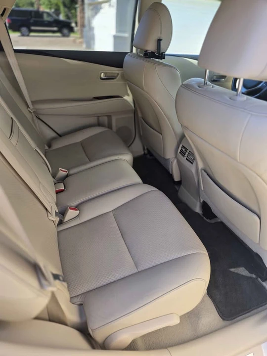 2014 Lexus RX 3rd Gen - Image 9 of 12
