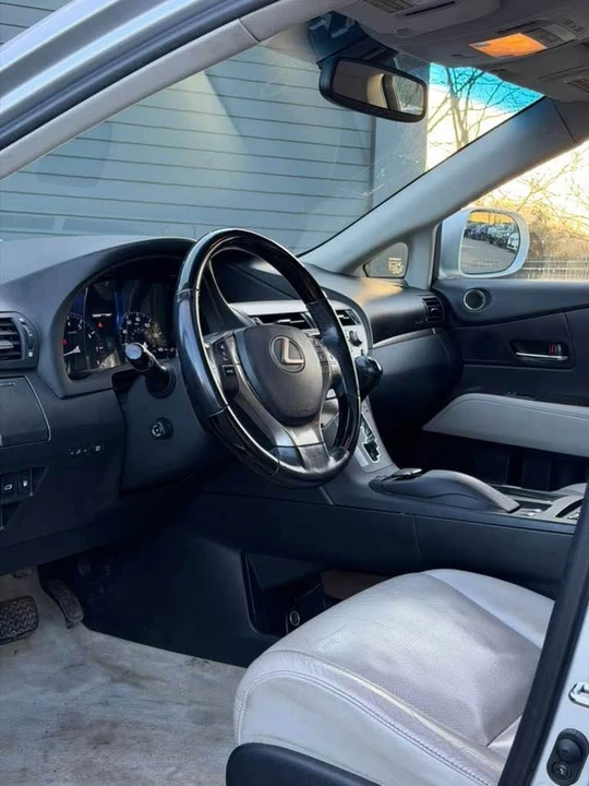 2014 Lexus RX 3rd Gen - Image 11 of 19