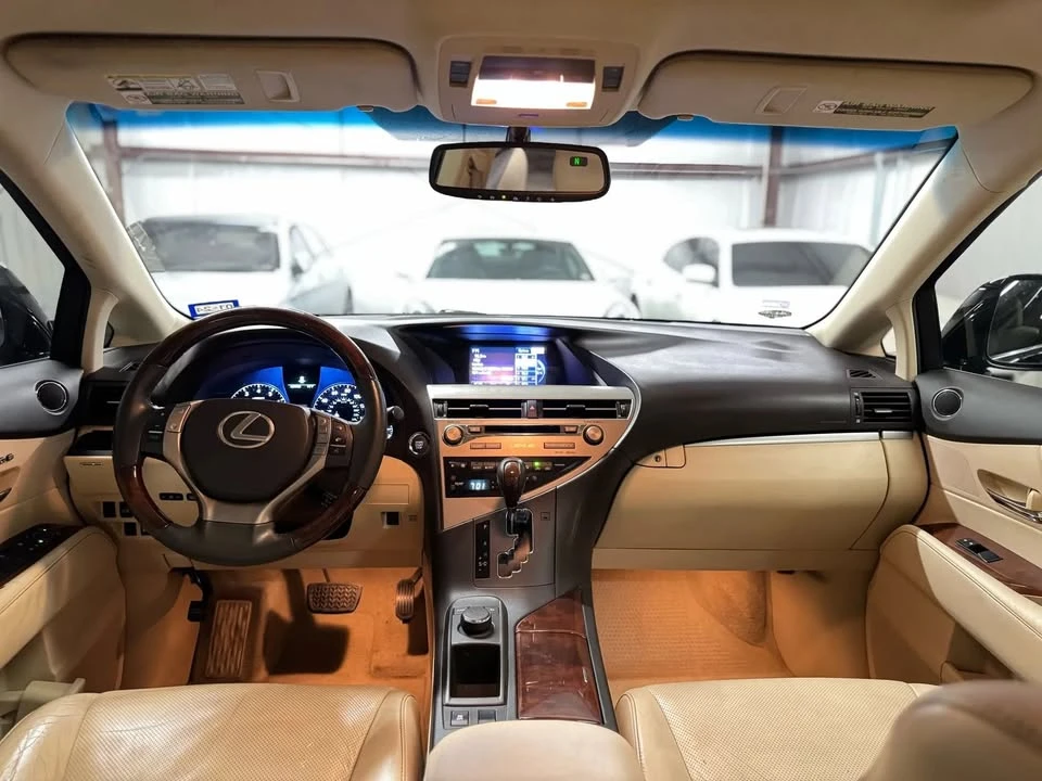 2014 Lexus RX 3rd Gen - Image 9 of 20