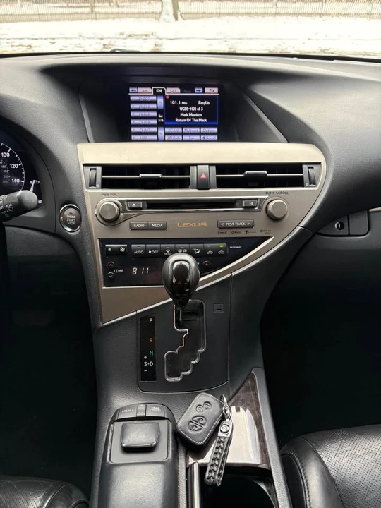 2014 Lexus RX 3rd Gen - Image 9 of 20