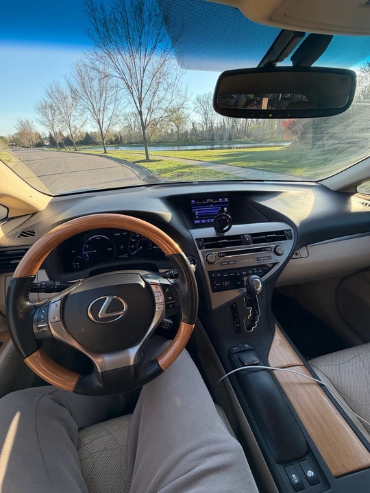 2014 Lexus RX 3rd Gen - Image 8 of 11