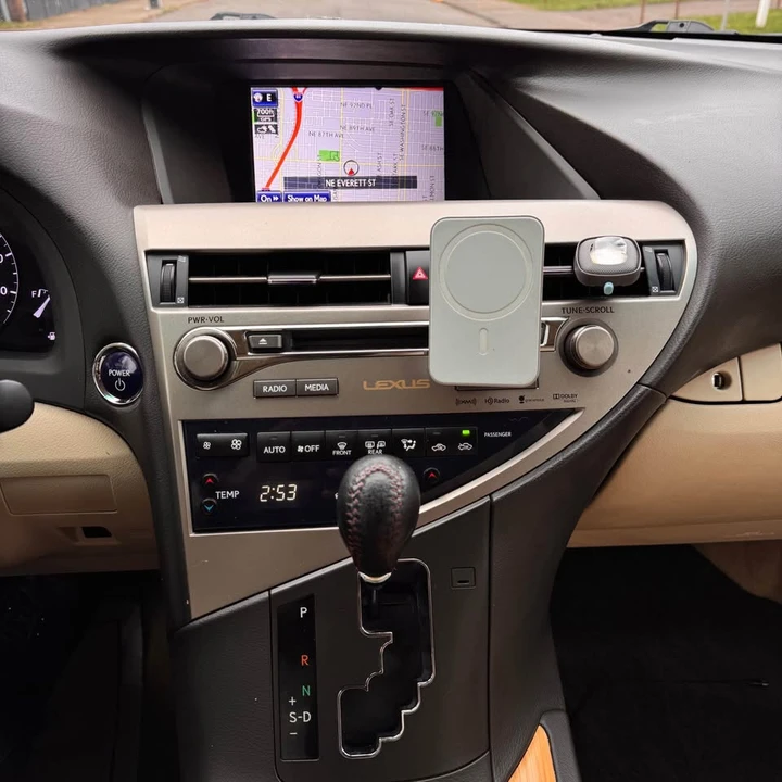 2014 Lexus RX 3rd Gen - Image 12 of 13