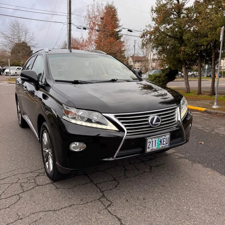 2014 Lexus RX 3rd Gen - Image 8 of 13