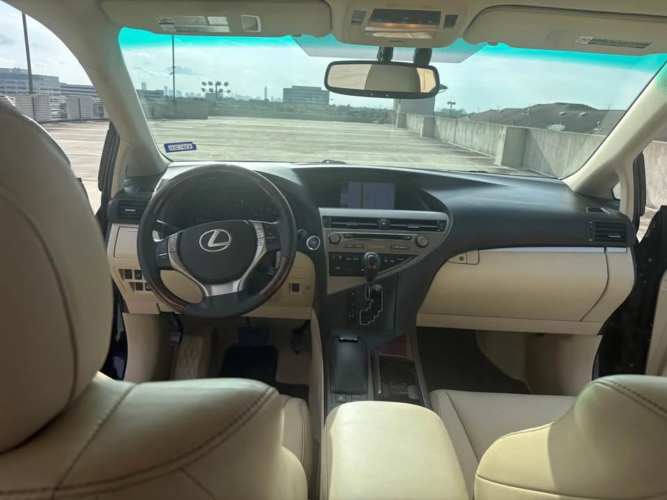 2014 Lexus RX 3rd Gen - Image 9 of 14