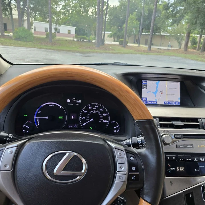2014 Lexus RX 3rd Gen - Image 18 of 20