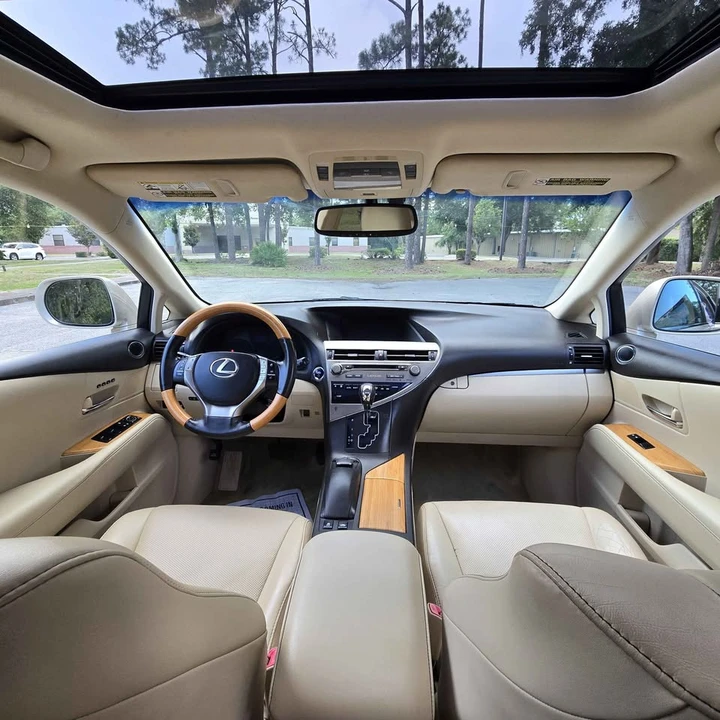 2014 Lexus RX 3rd Gen - Image 11 of 20