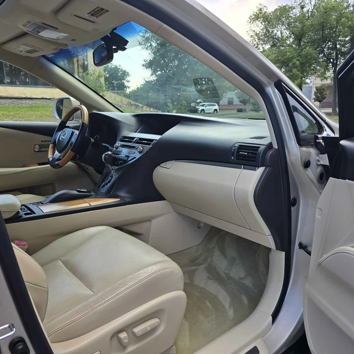 2014 Lexus RX 3rd Gen - Image 10 of 20