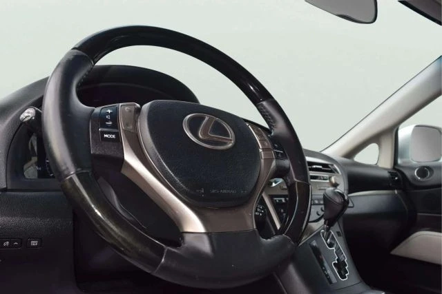 2014 Lexus RX 3rd Gen - Image 9 of 21