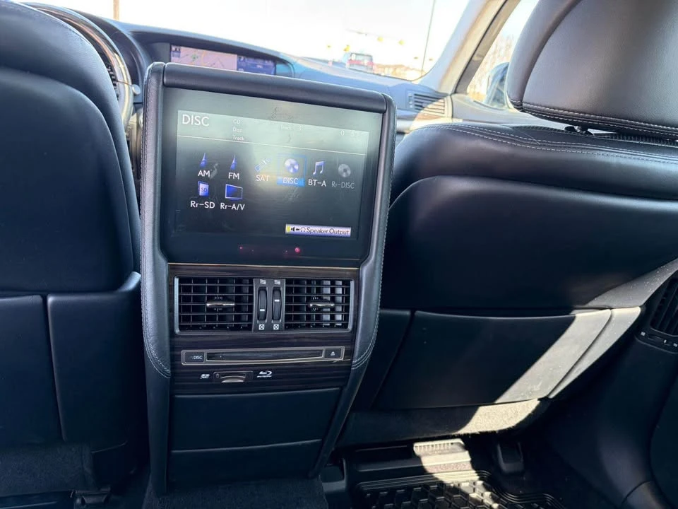 2014 Lexus LS 4th Gen - Image 7 of 12