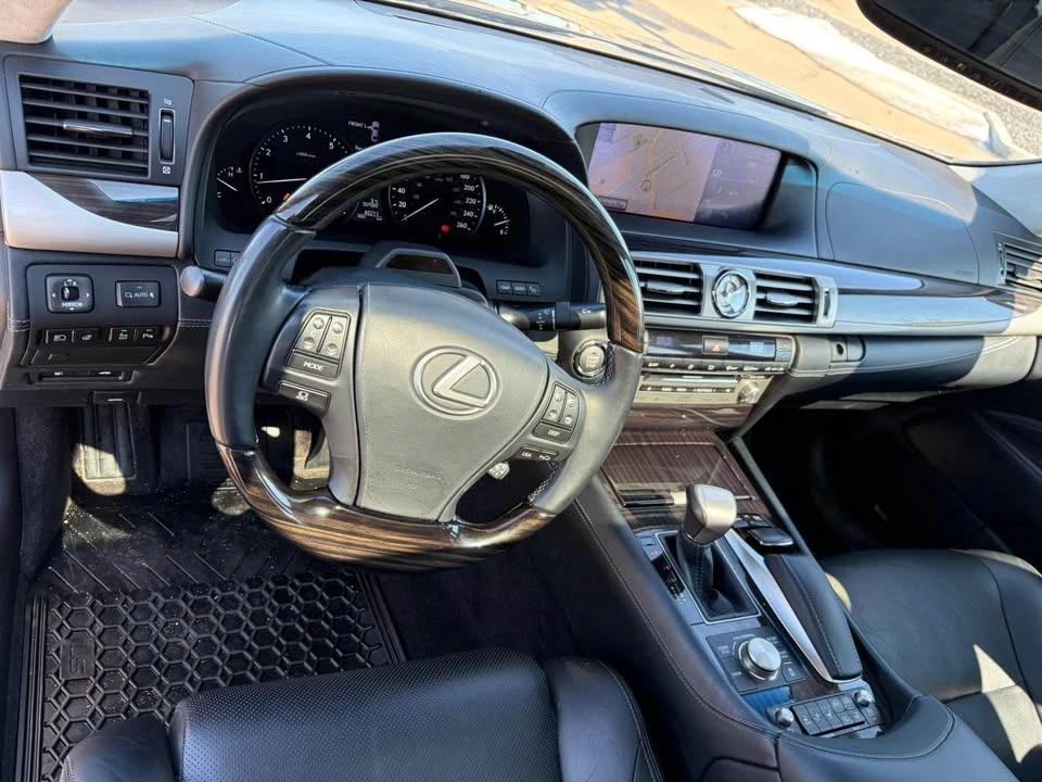 2014 Lexus LS 4th Gen - Image 2 of 12