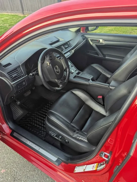 2014 Lexus CT - Image 6 of 9