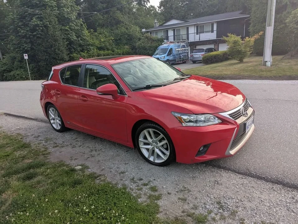 2014 Lexus CT - Image 3 of 9