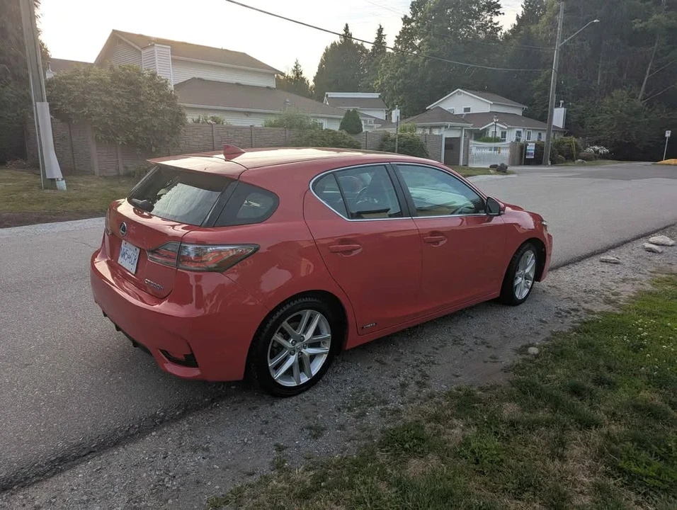 2014 Lexus CT - Image 4 of 9