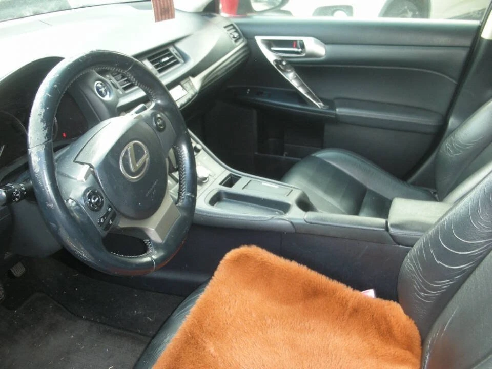 2014 Lexus CT - Image 5 of 7