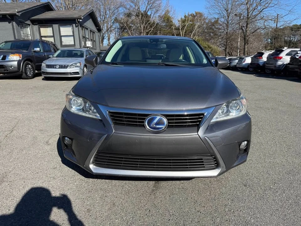 2014 Lexus CT - Image 2 of 20