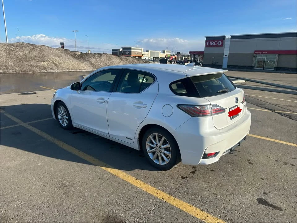2014 Lexus CT - Image 5 of 12