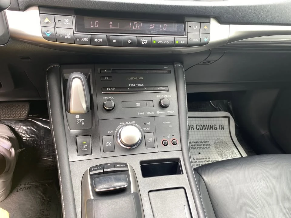 2014 Lexus CT - Image 13 of 13