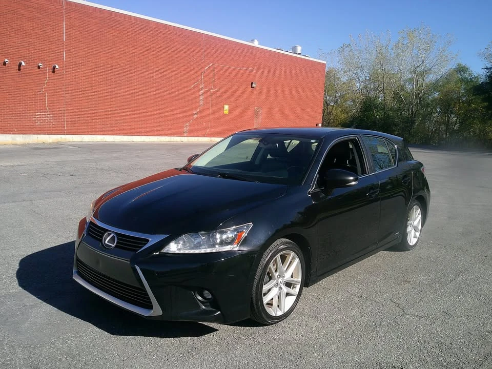 2014 Lexus CT - Image 2 of 16