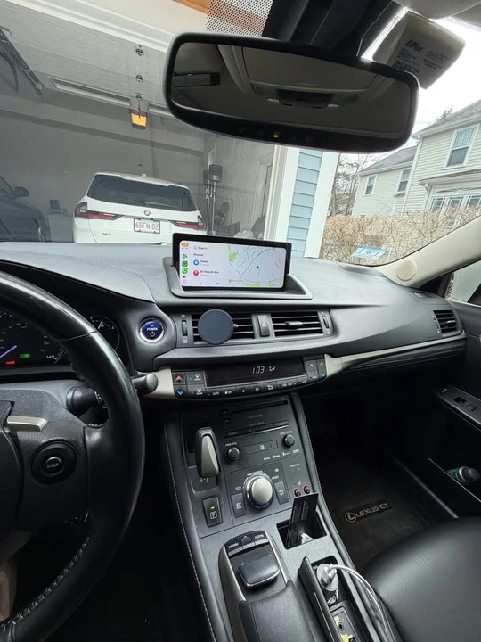 2014 Lexus CT - Image 12 of 17