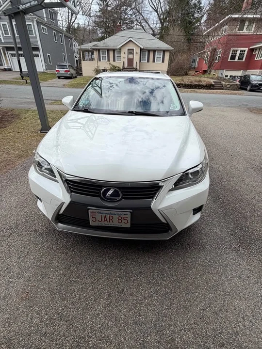 2014 Lexus CT - Image 8 of 17