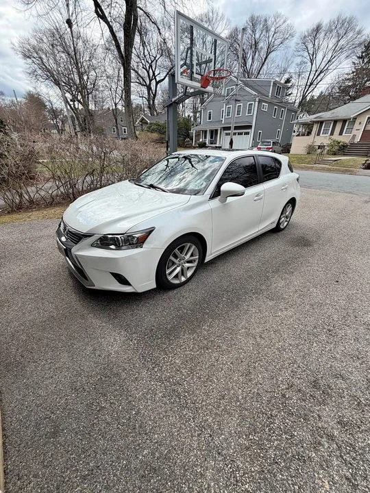 2014 Lexus CT - Image 1 of 17
