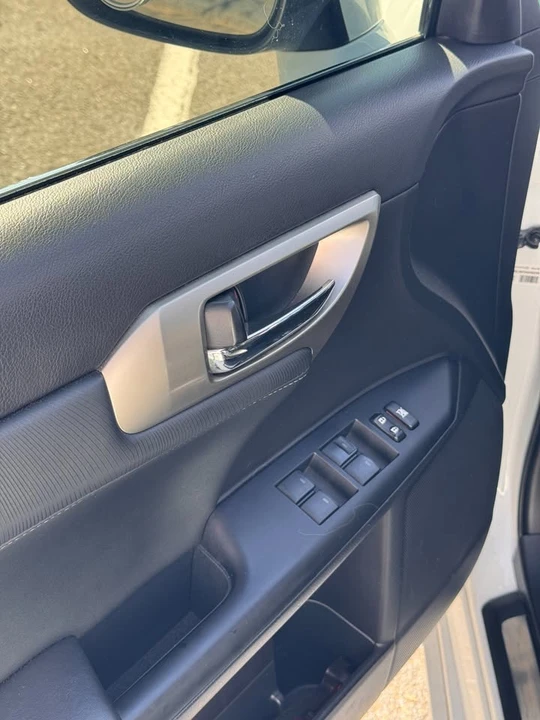 2014 Lexus CT - Image 10 of 16