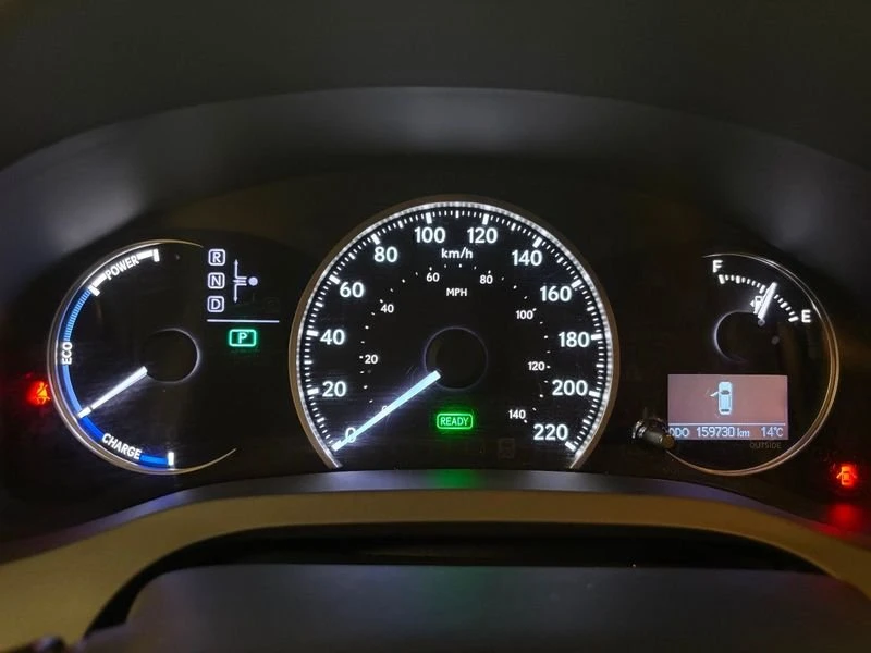 2014 Lexus CT - Image 19 of 20
