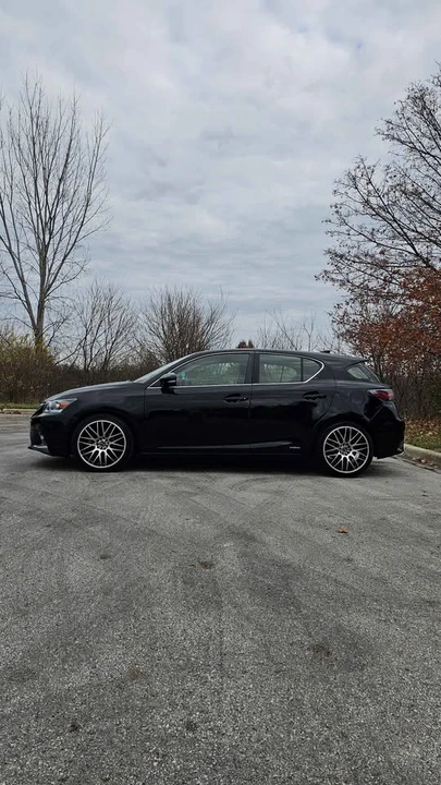 2014 Lexus CT - Image 11 of 14