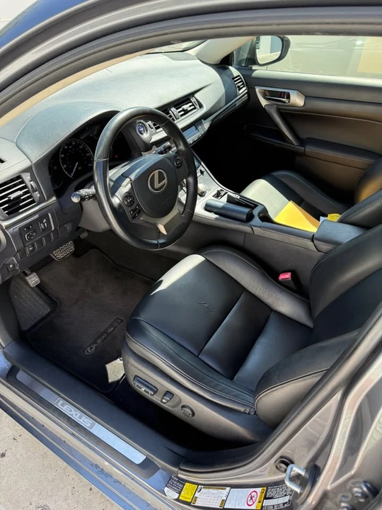 2014 Lexus CT - Image 6 of 14