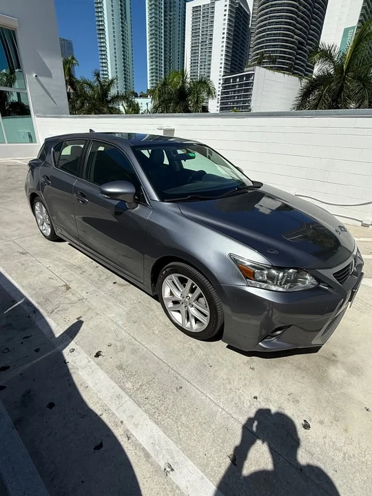 2014 Lexus CT - Image 2 of 14