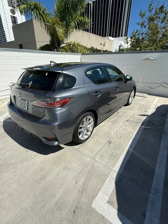 2014 Lexus CT - Image 4 of 14