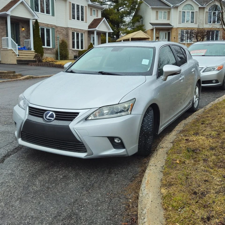 2014 Lexus CT - Image 11 of 12