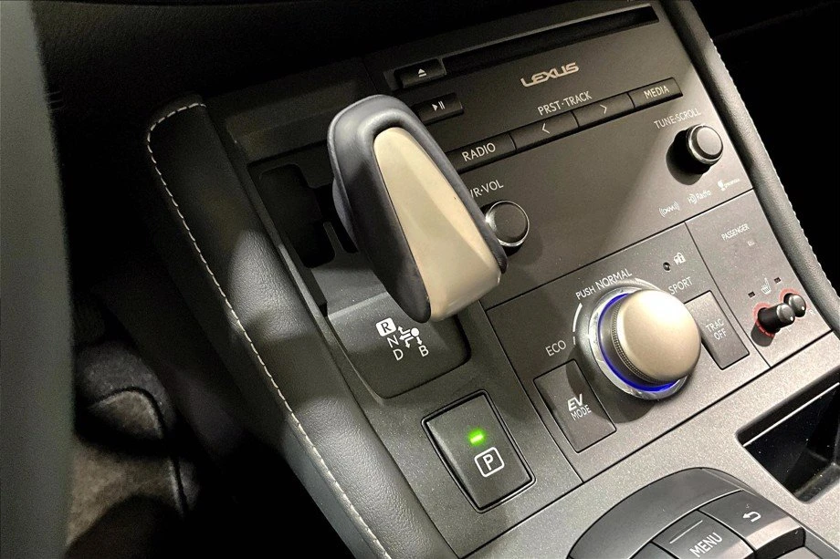 2014 Lexus CT - Image 15 of 20