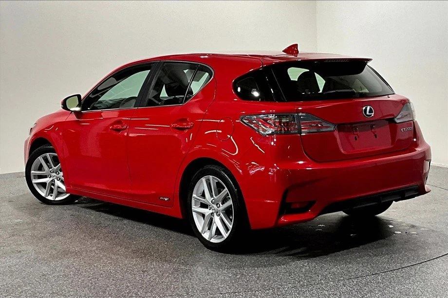 2014 Lexus CT - Image 9 of 20