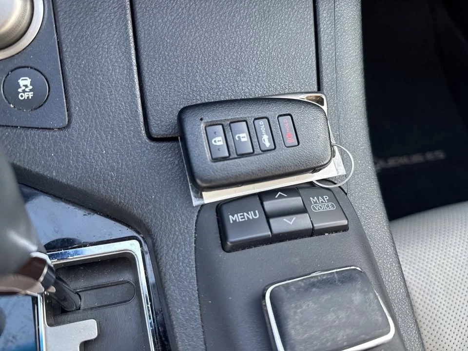 2014 Lexus ES 6th Gen - Image 17 of 17