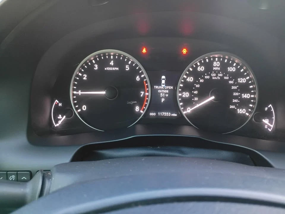 2014 Lexus ES 6th Gen - Image 11 of 19