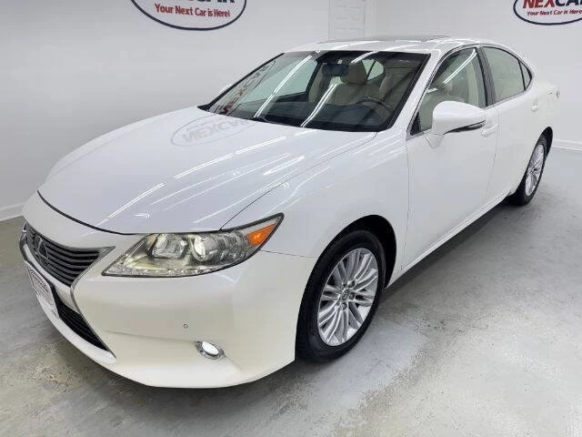 2014 Lexus ES 6th Gen - Image 3 of 18