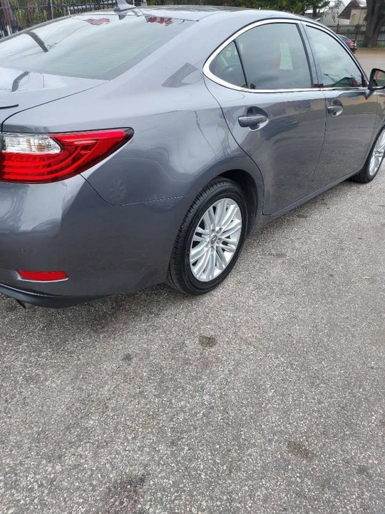 2014 Lexus ES 6th Gen - Image 5 of 20