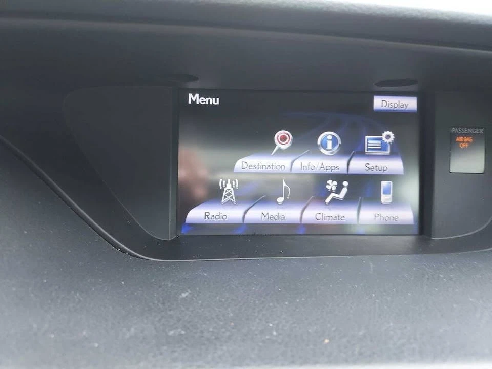 2014 Lexus ES 6th Gen - Image 17 of 20