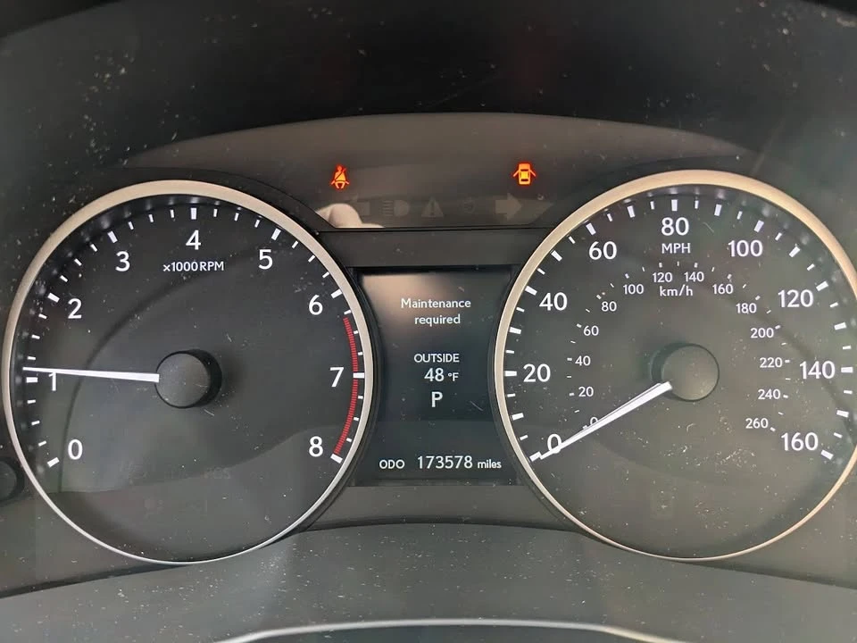 2014 Lexus ES 6th Gen - Image 10 of 14